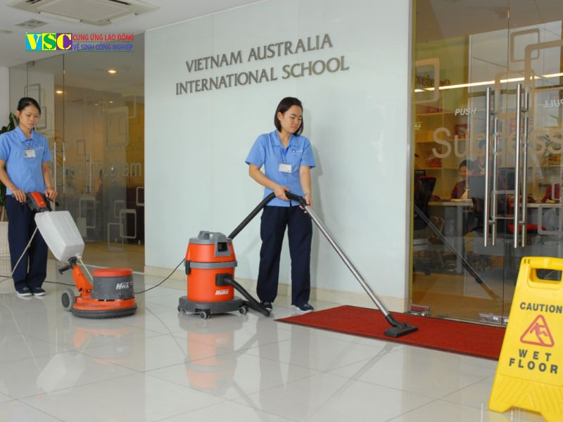 Nhận ngay báo giá dịch vụ khi gọi tới hotline của VSC Group.